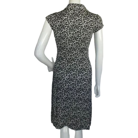 BANANA REPUBLIC Dress, S, Black/White Floral, Short sleeves, Career, v-neck - Picture 5 of 12